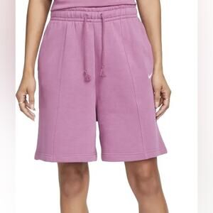 Nike Essential Loose Fit High Rise Light Bordeaux Fleece Lined Sweat Shorts S